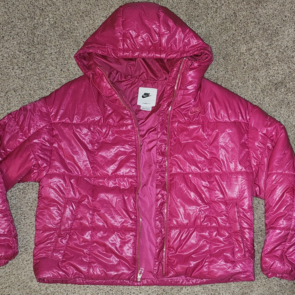 Nike Pink Ski Jacket with Quilted Insulation